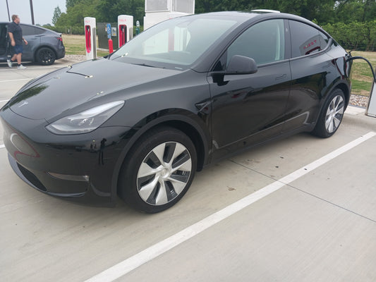 2024 Tesla Model Y (Weekly Rental) $650