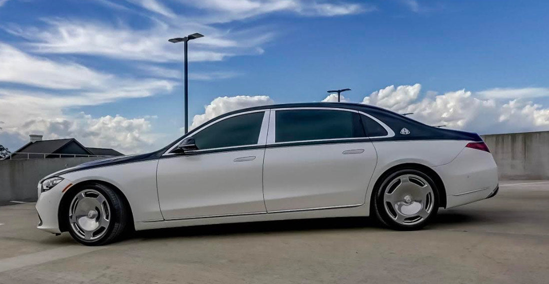 2022 Mercedes Benz Maybach - ($200/hr)